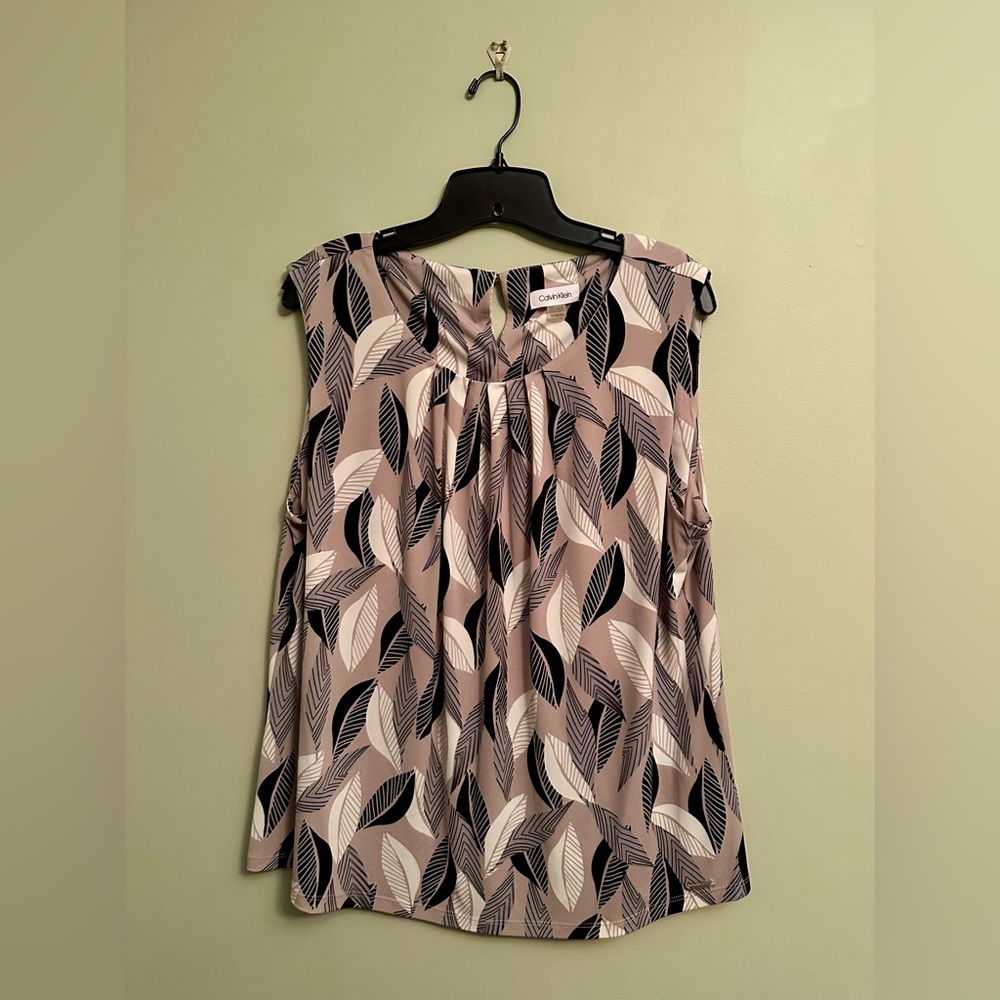 NWOT Calvin Klein sleeveless top.